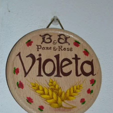 Pane E Rose 3*