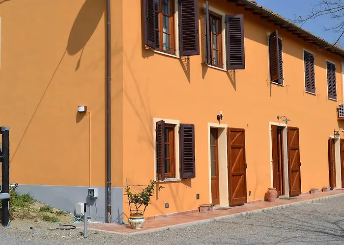 Pane E Rose Сан-Миниато