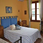 Pane E Rose Bed & Breakfast